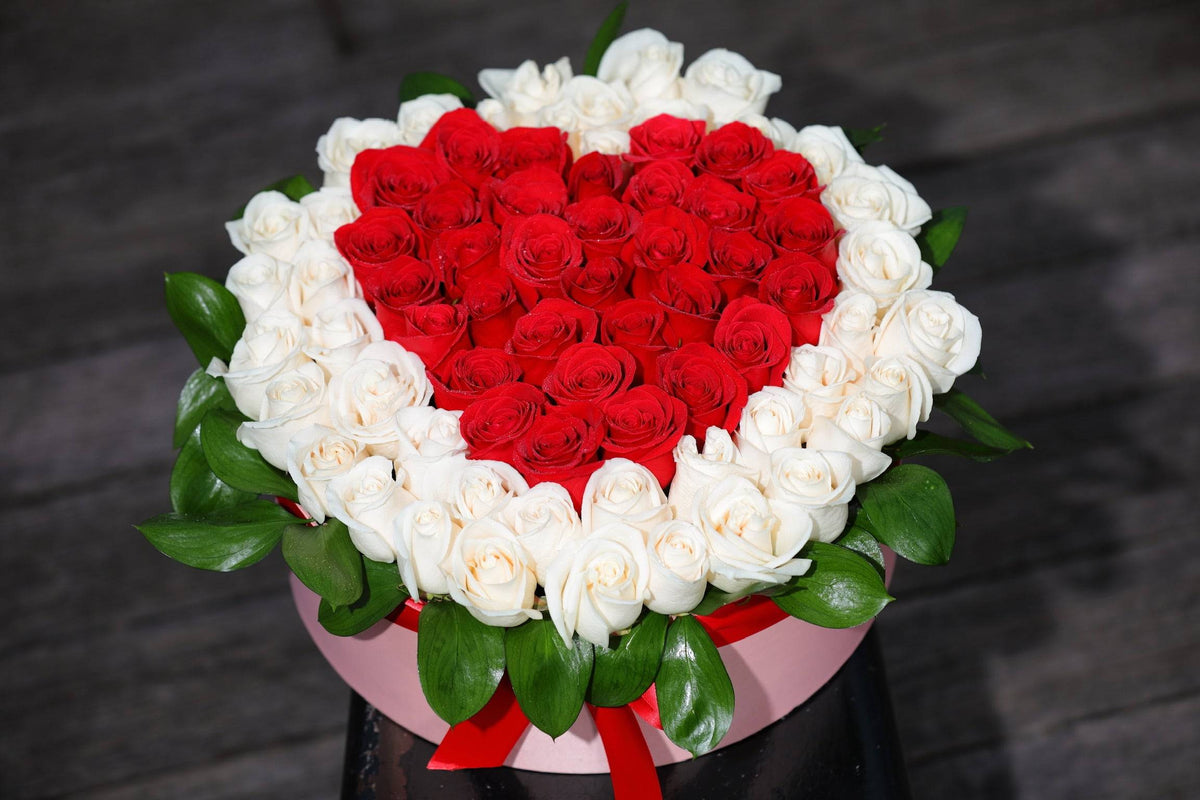 24.This moment Fiori box flower